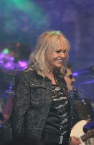 Эва Чепреги